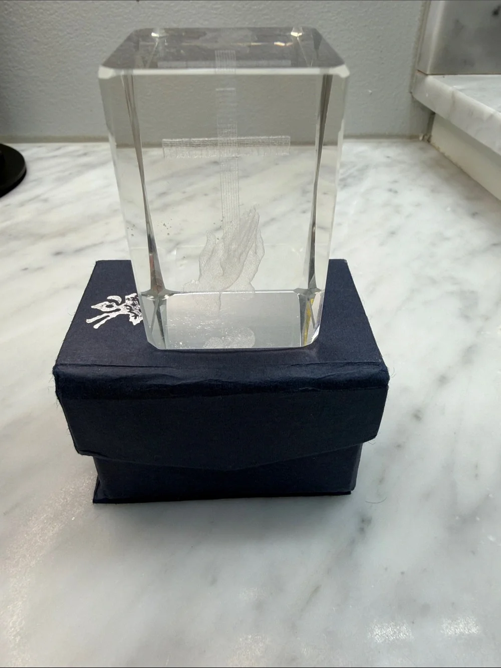 Crystal Prayer Hands Keepsake - Clear Glass Accent paper weight or deco piece